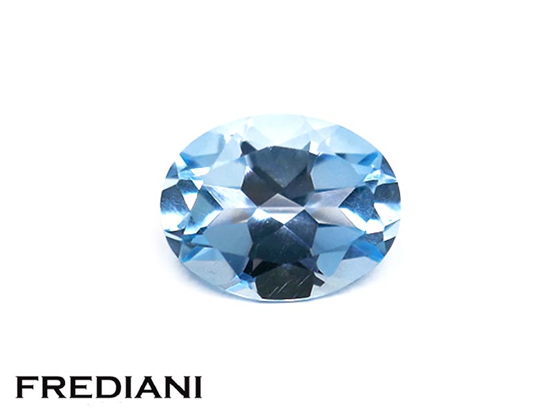Topaze bleue traitée ovale