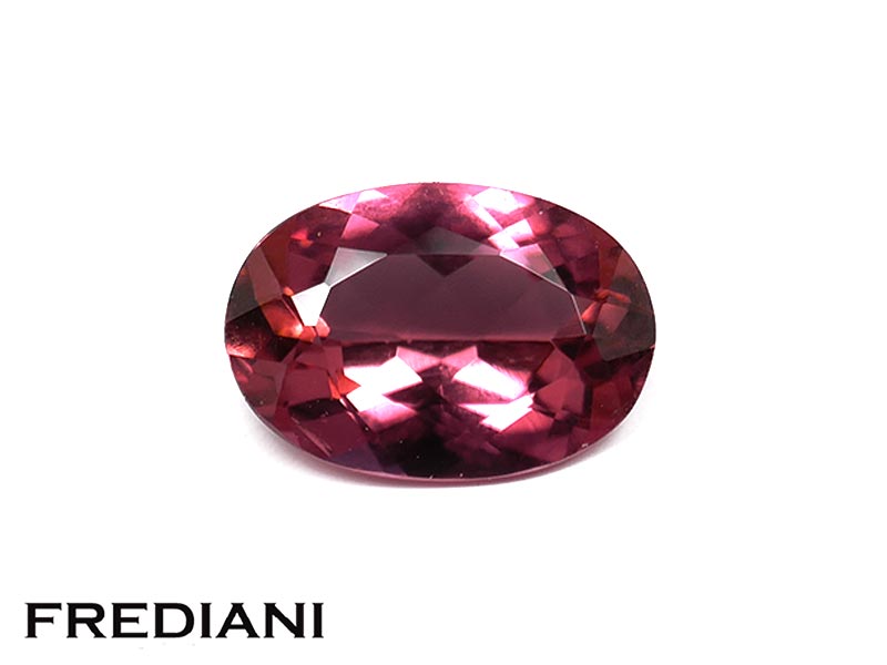 Tourmaline rose ovale